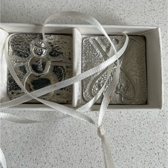 Vilmain Christmas Ornaments - Picture 7 of 11